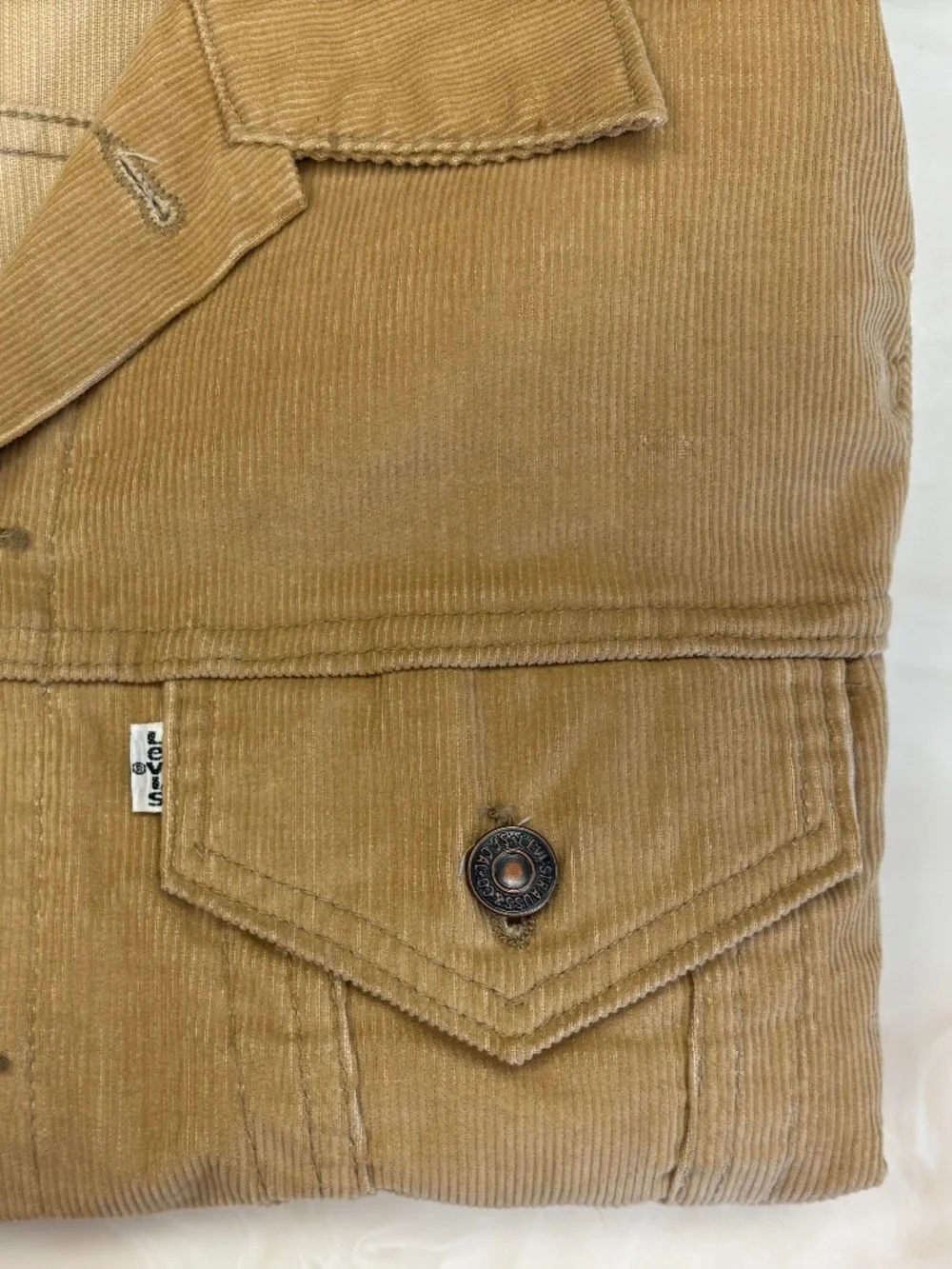 Vintage 70's Levi's Tan Corduroy Western Trucker Jacket Size 42 Made USA Pockets - Picture 8 of 13